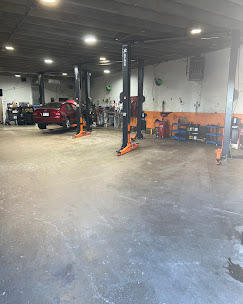 1-Stop Auto Repairs service bays